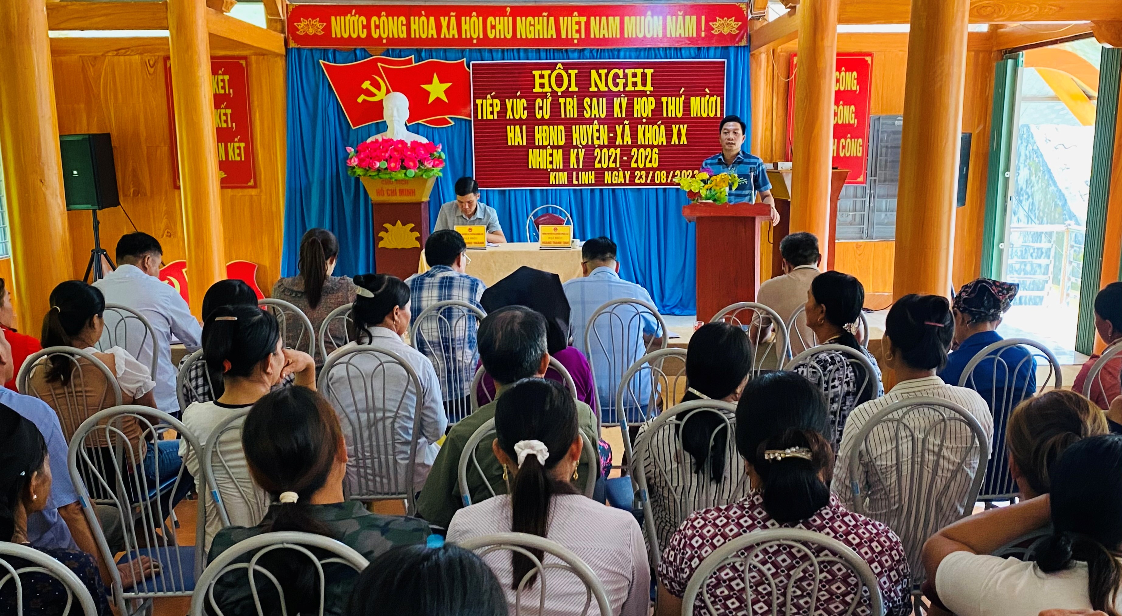 Tổ Đại biểu HĐND huyện Vị Xuyên TXCT tại xã Kim Thạch và Kim Linh