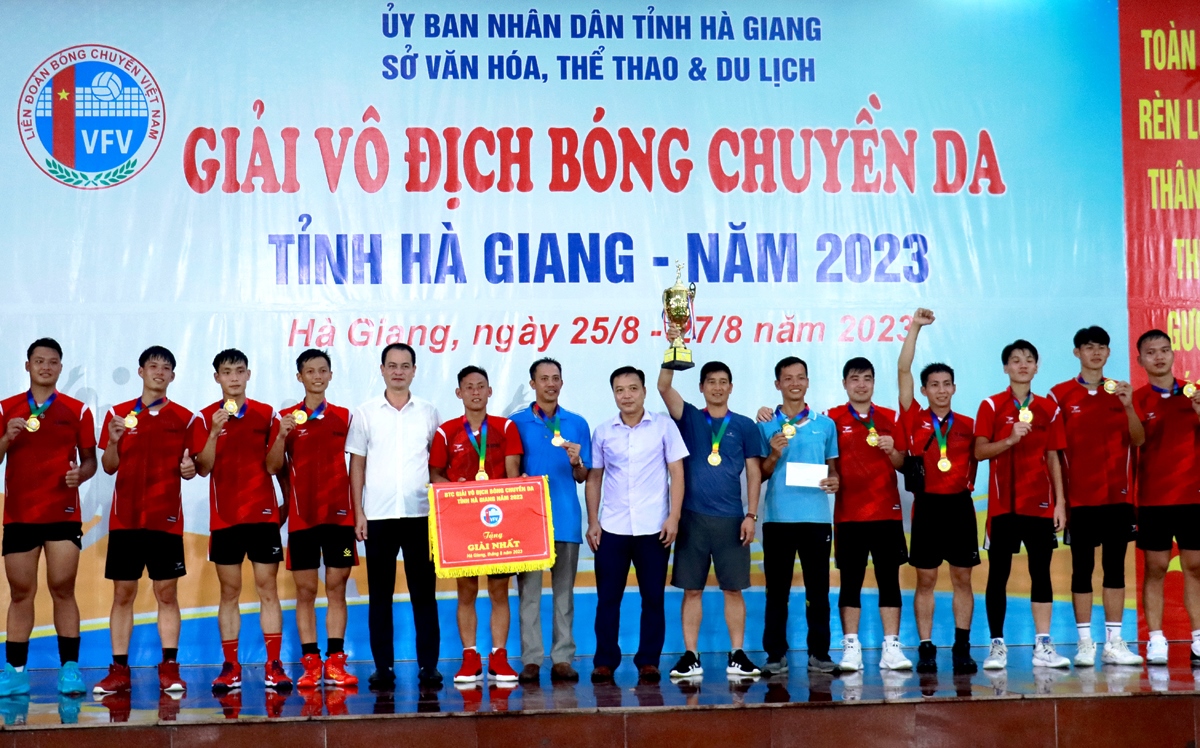 Vị Xuyên đạt giải cao tại Giải vô địch bóng chuyền da tỉnh Hà Giang năm 2023.