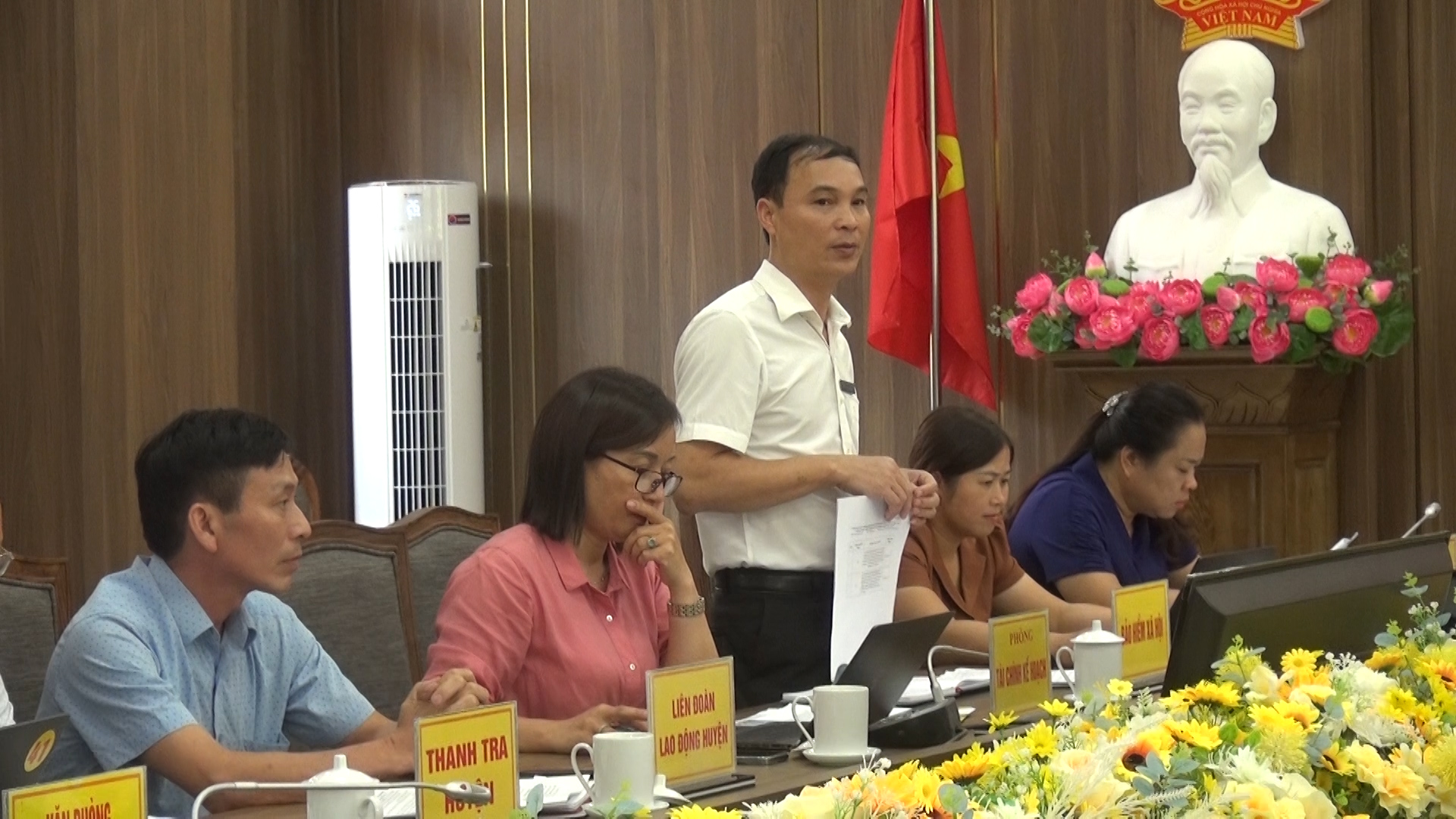 Đoàn Đại biểu Quốc hội (ĐBQH) khóa XV tỉnh giám sát chính sách bảo hiểm xã hội huyện Vị Xuyên