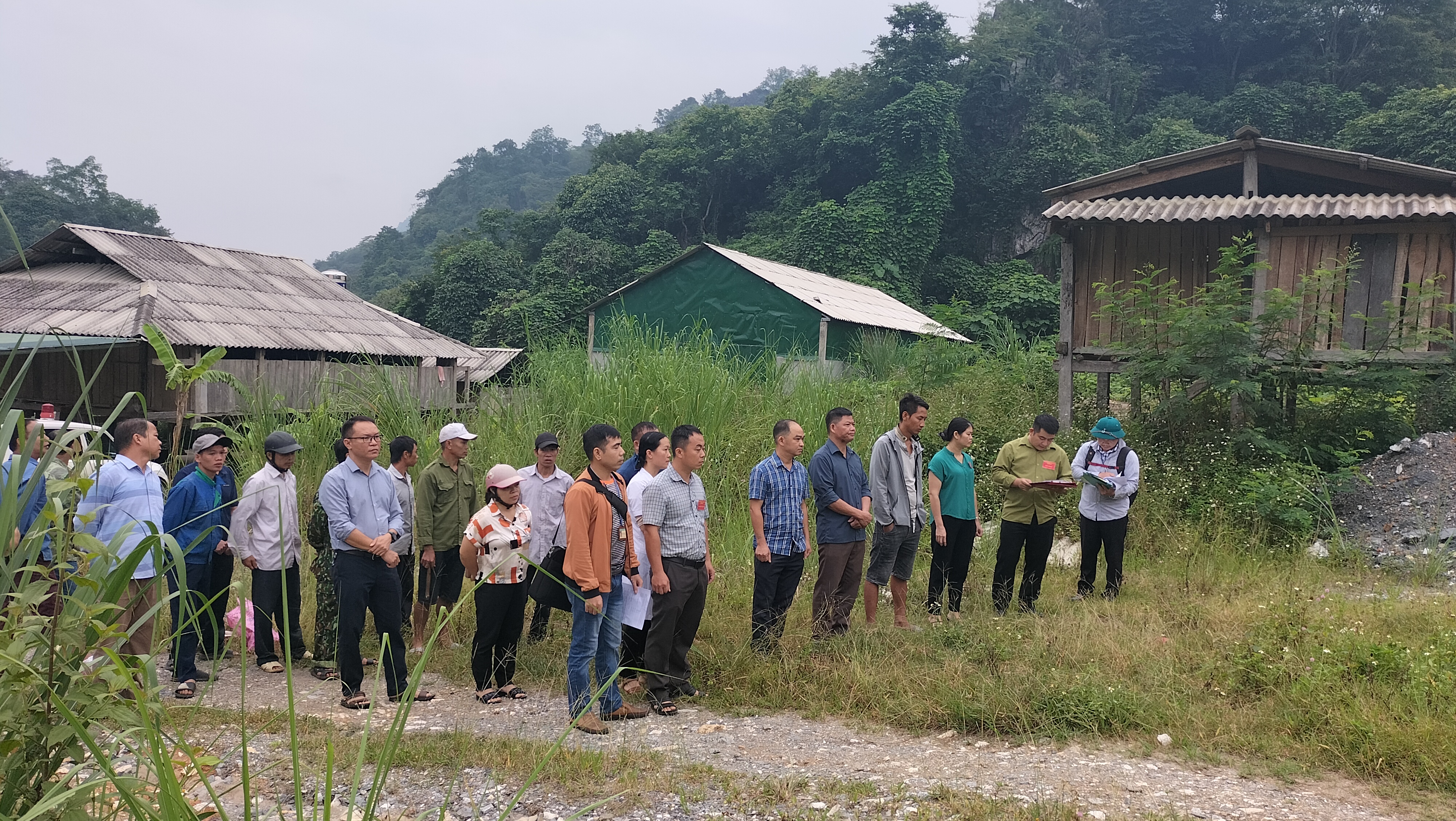 Xã Thanh Thủy cưỡng chế xây dựng nhà trái phép trên đất nông nghiệp