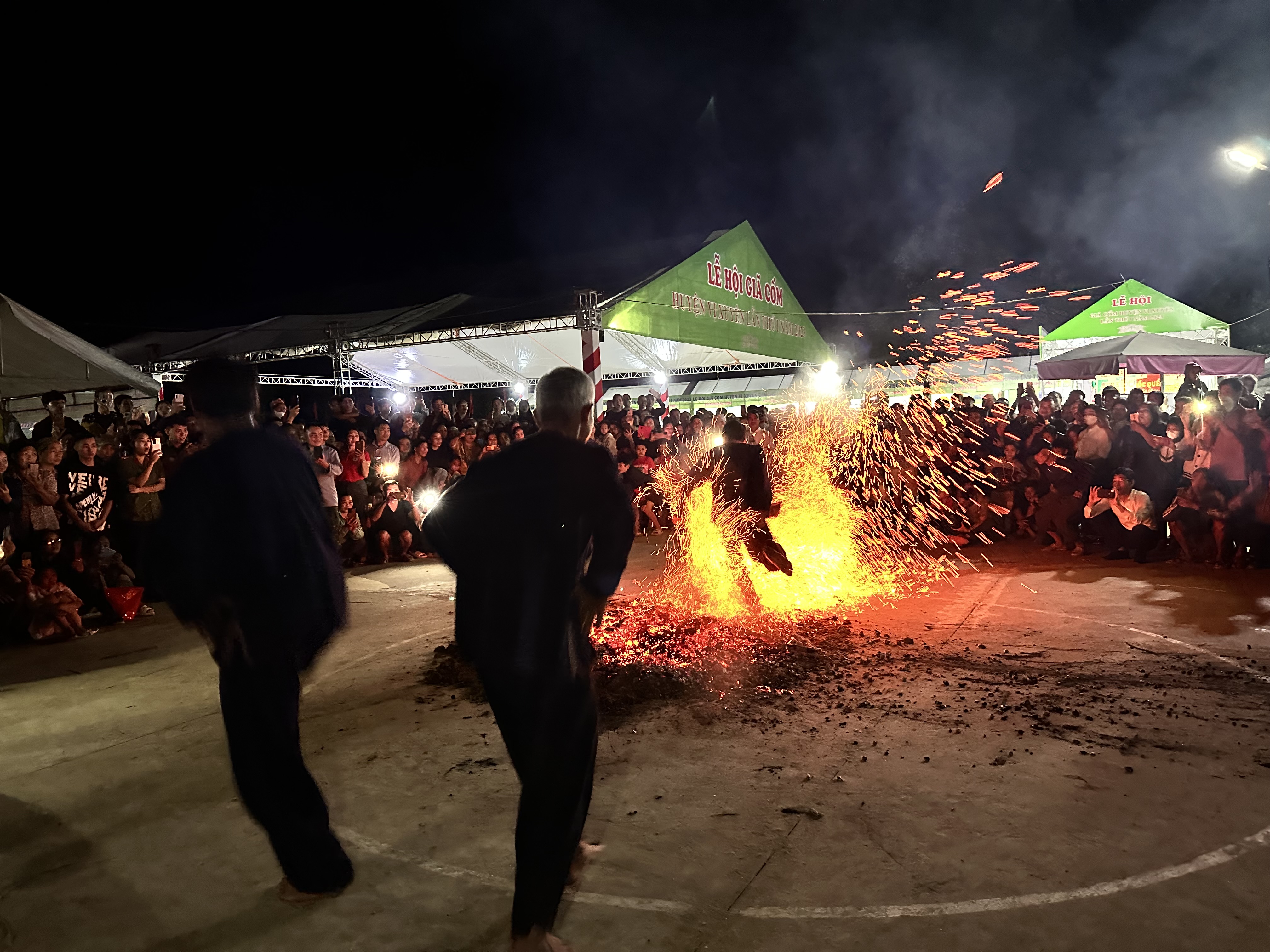 Đặc sắc Lễ Nhảy lửa của người Dao đỏ, xã Thượng Sơn, Vị Xuyên