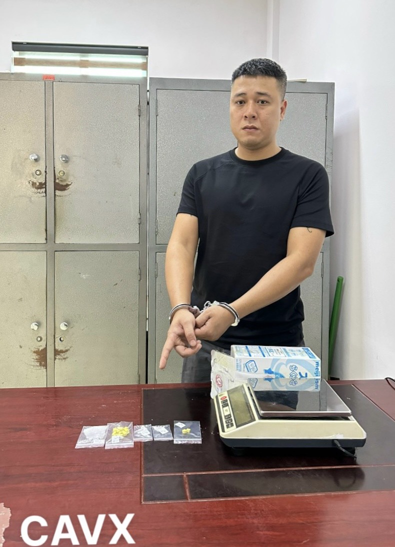 Công an huyện Vị Xuyên liên tiếp bắt giữ các đối tượng tàng trữ trái phép chất ma túy