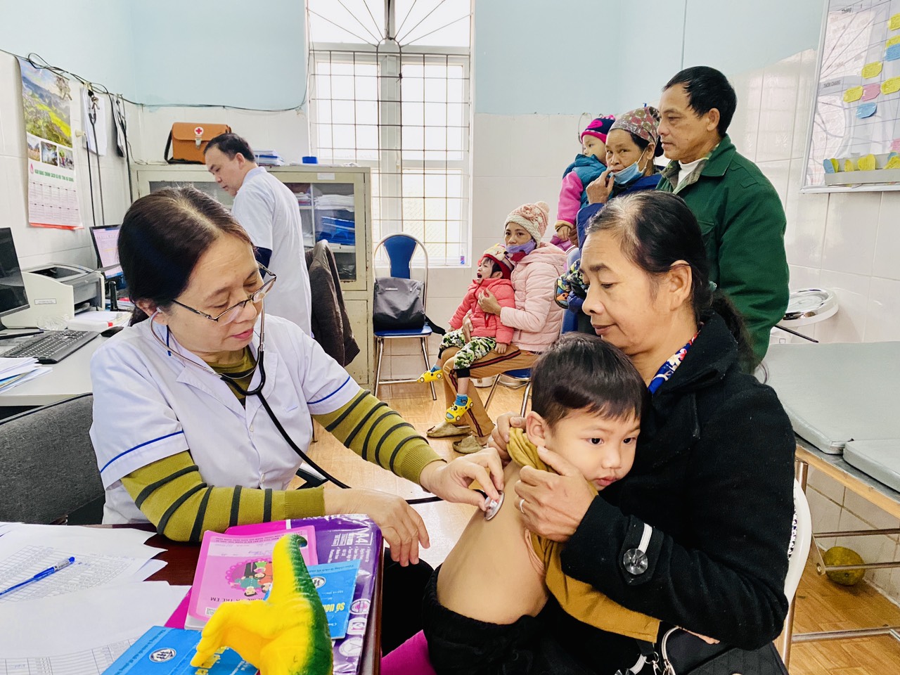 Vị Xuyên tăng cường tiêm vắc xin Bạch hầu -Ho gà – Uốn Ván cho trẻ