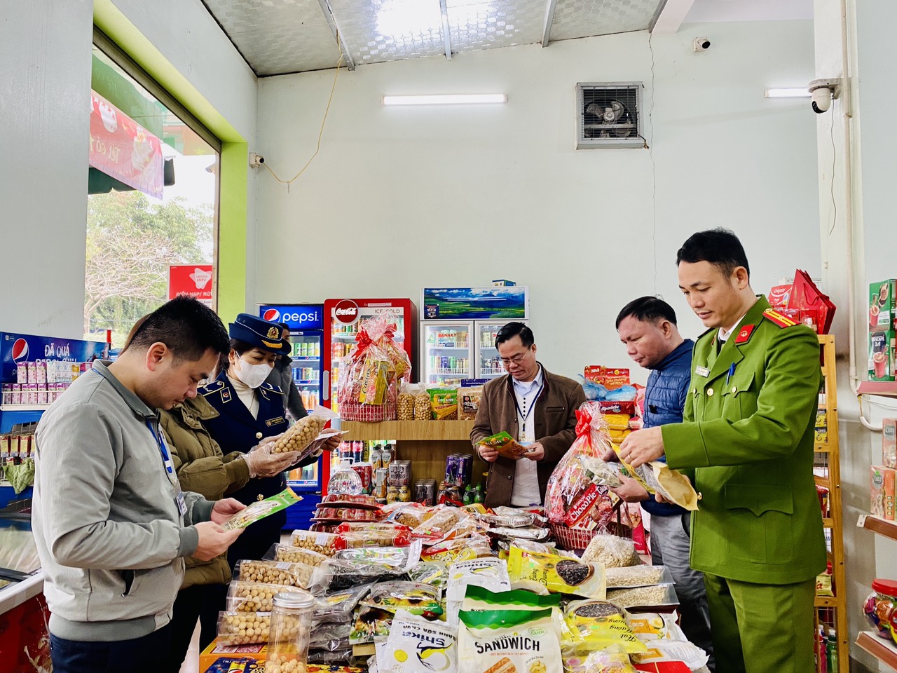 Vị Xuyên tăng cường đảm bảo an toàn thực phẩm dịp Tết Giáp Thìn 2024