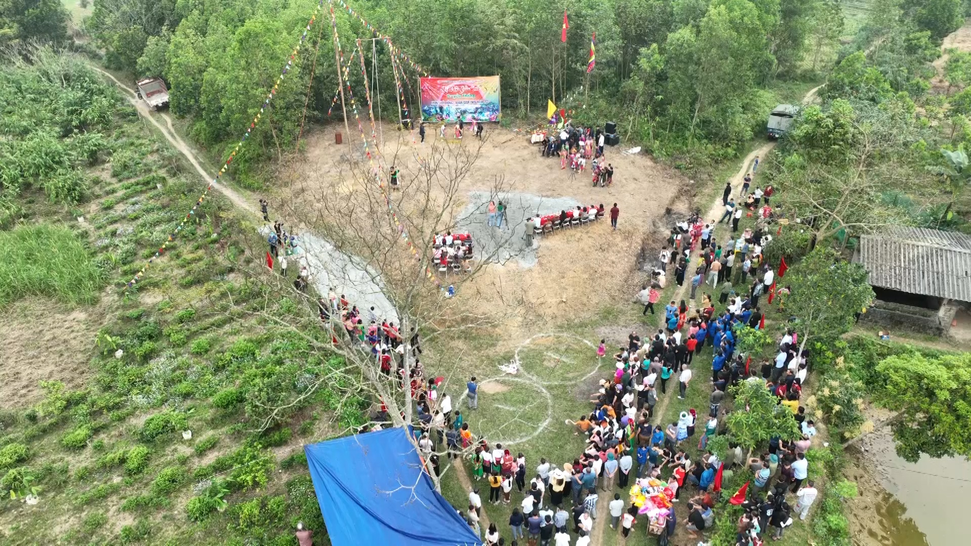 Độc đáo Lễ hội Gầu Tào của người Mông ở thôn Suối Đồng