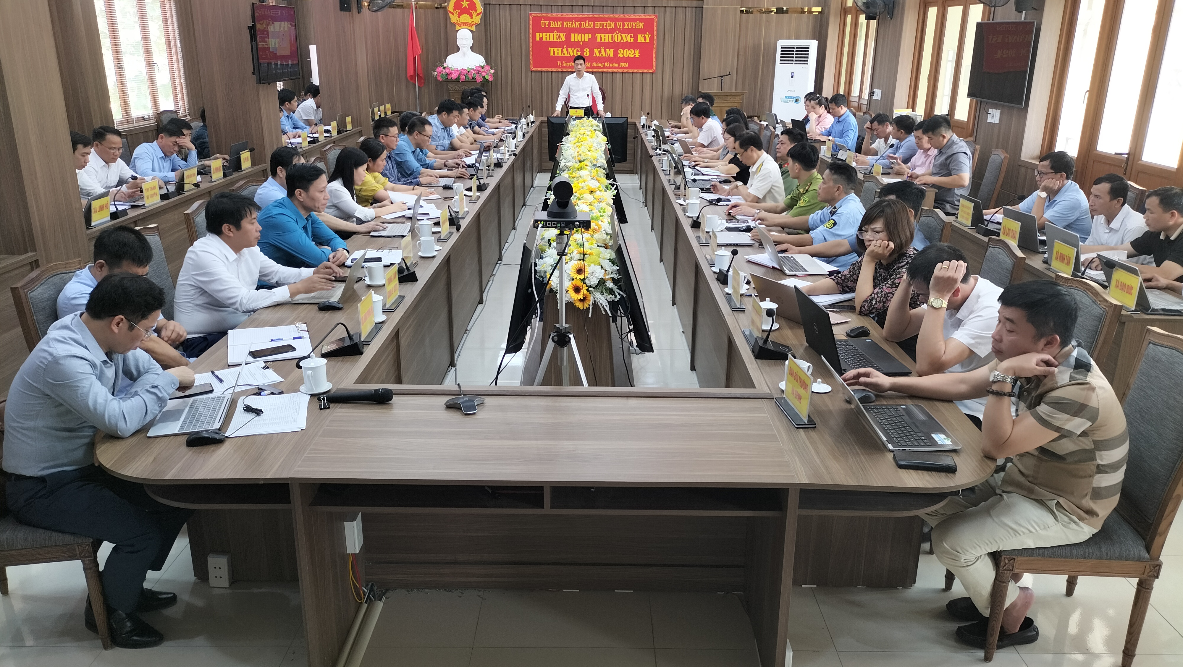 UBND huyện Vị Xuyên họp phiên thường kỳ tháng 3 năm 2024