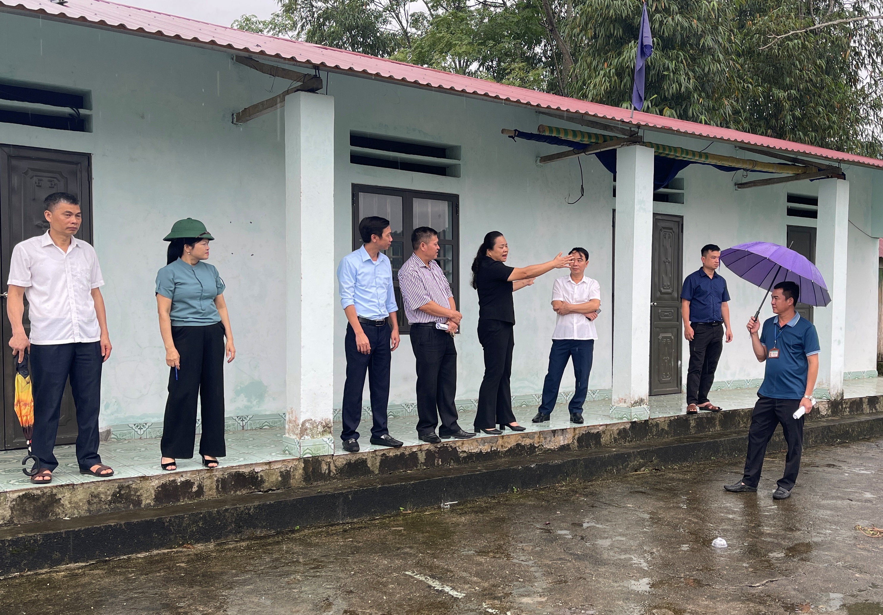 Đoàn giám sát HĐND huyện công tác quản lý sử dụng đất công tại thị trấn Vị Xuyên và xã Việt Lâm