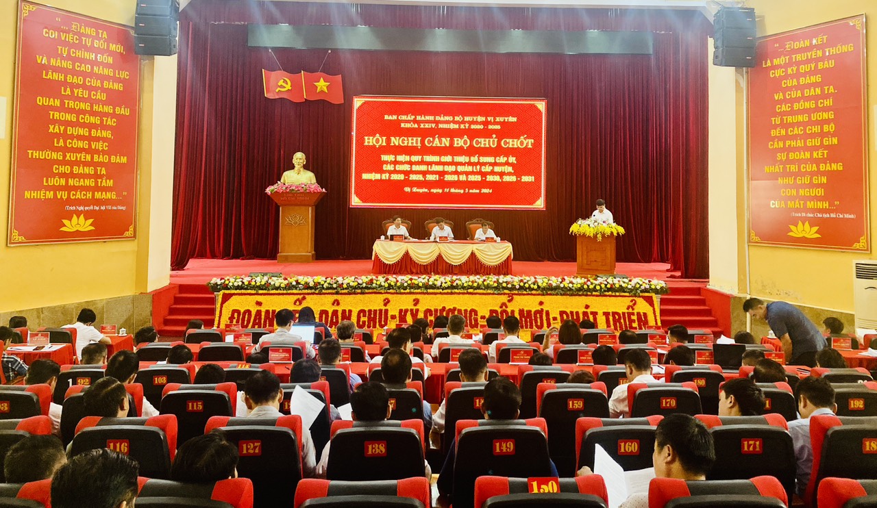 Huyện uỷ Vị Xuyên tổ chức Hội nghị cán bộ chủ chốt về công tác cán bộ