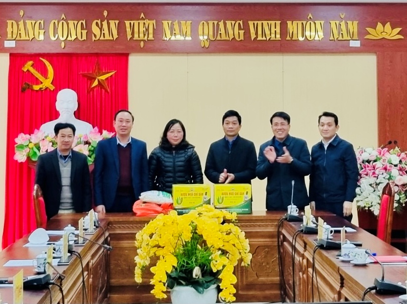 Huyện Mèo Vạc trao đổi, học tập kinh nghiệm tại huyện Vị Xuyên