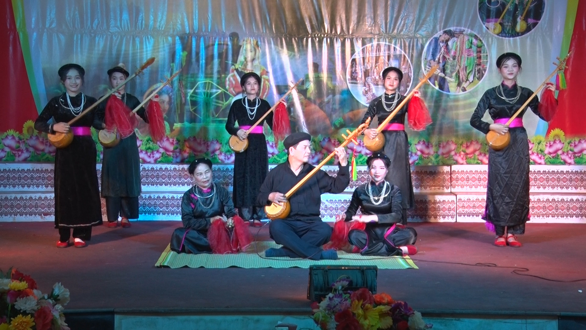Liên hoan dân ca, dân vũ và nhạc cụ dân tộc huyện Vị Xuyên năm 2022