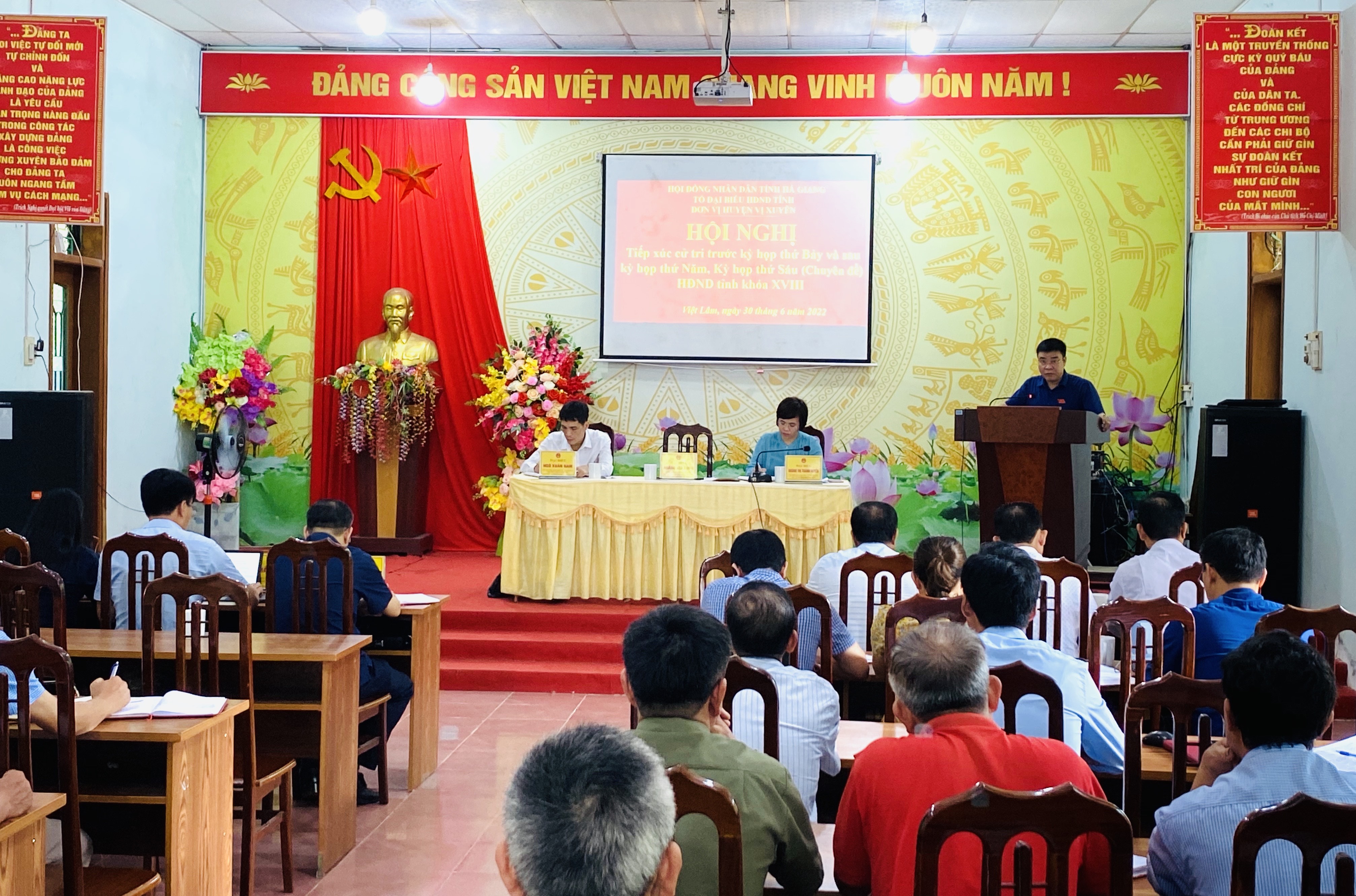 Tổ Đại biểu HĐND tỉnh TXCT tại xã Việt Lâm, Quảng Ngần (Vị Xuyên) trước  Kỳ họp thứ 7, khóa XVIII