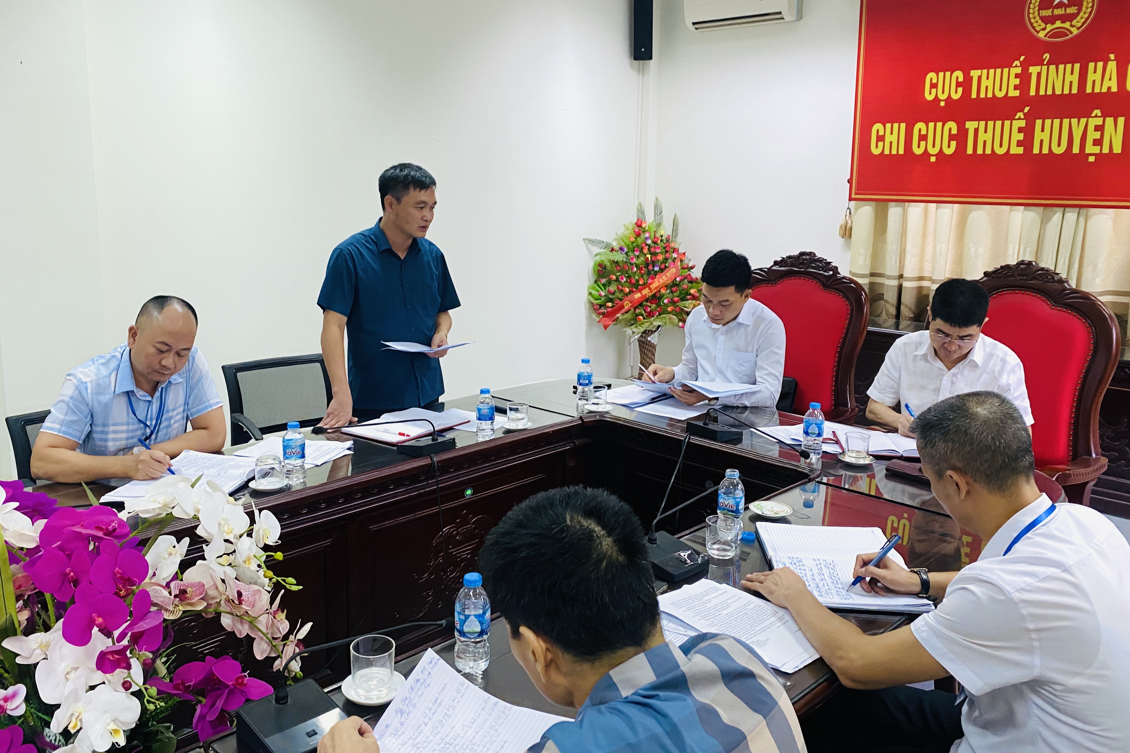 Cục Thuế tỉnh làm việc tại huyện Vị Xuyên