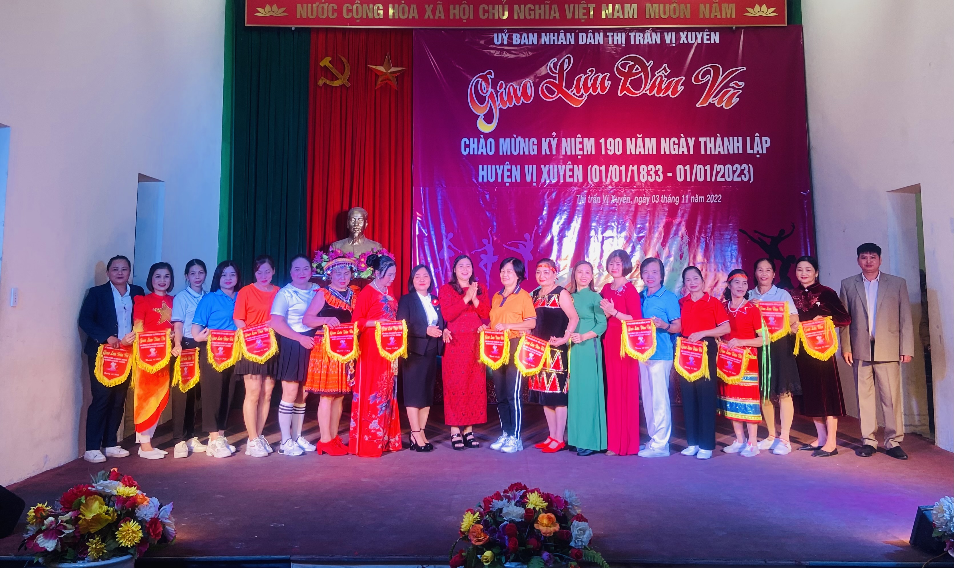 Thị trấn Vị Xuyên tổ chức đêm Giao lưu Dân vũ chào mừng kỷ niệm 190 năm ngày thành lập huyện