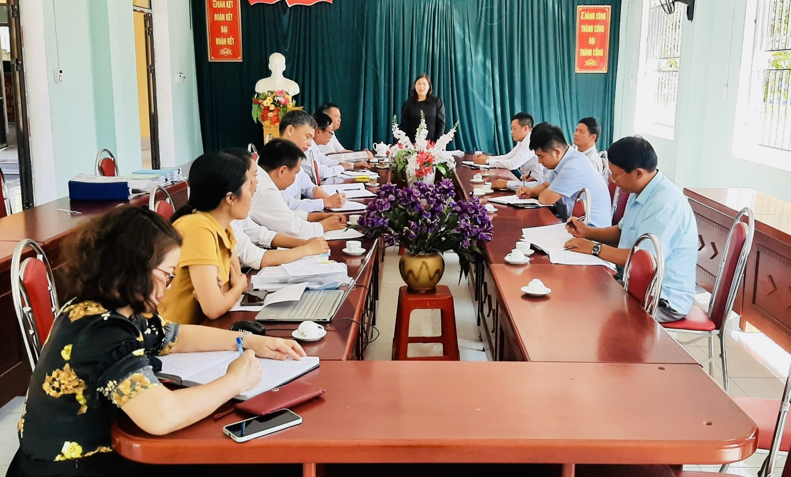 HĐND huyện Vị Xuyên giám sát việc thực hiện các chế độ chính sách đối với học sinh tại các đơn vị trường học