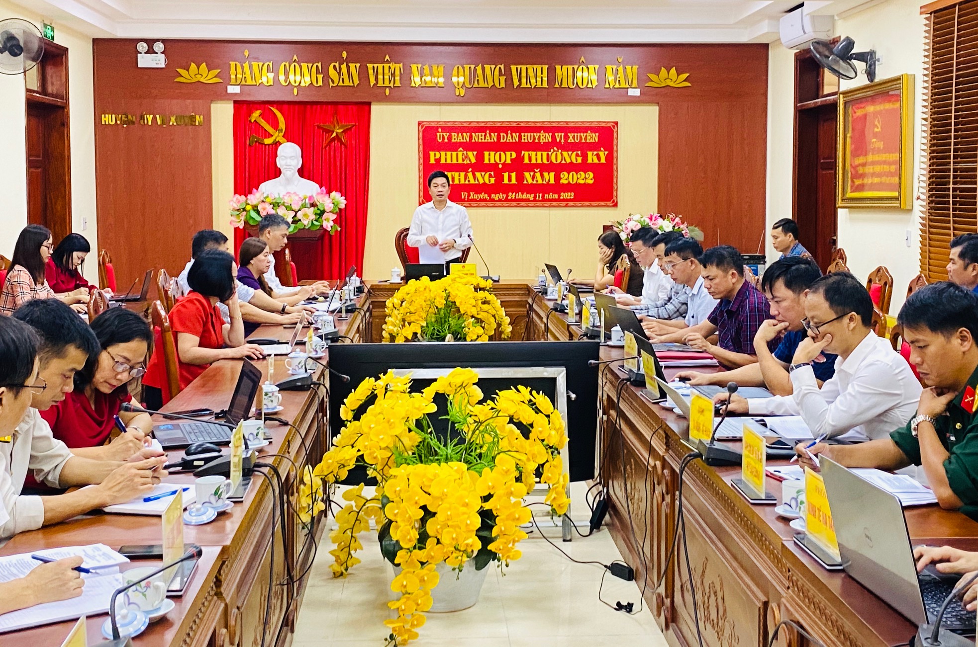 Phiên họp UBND huyện Vị Xuyên thường kỳ tháng 11/2022