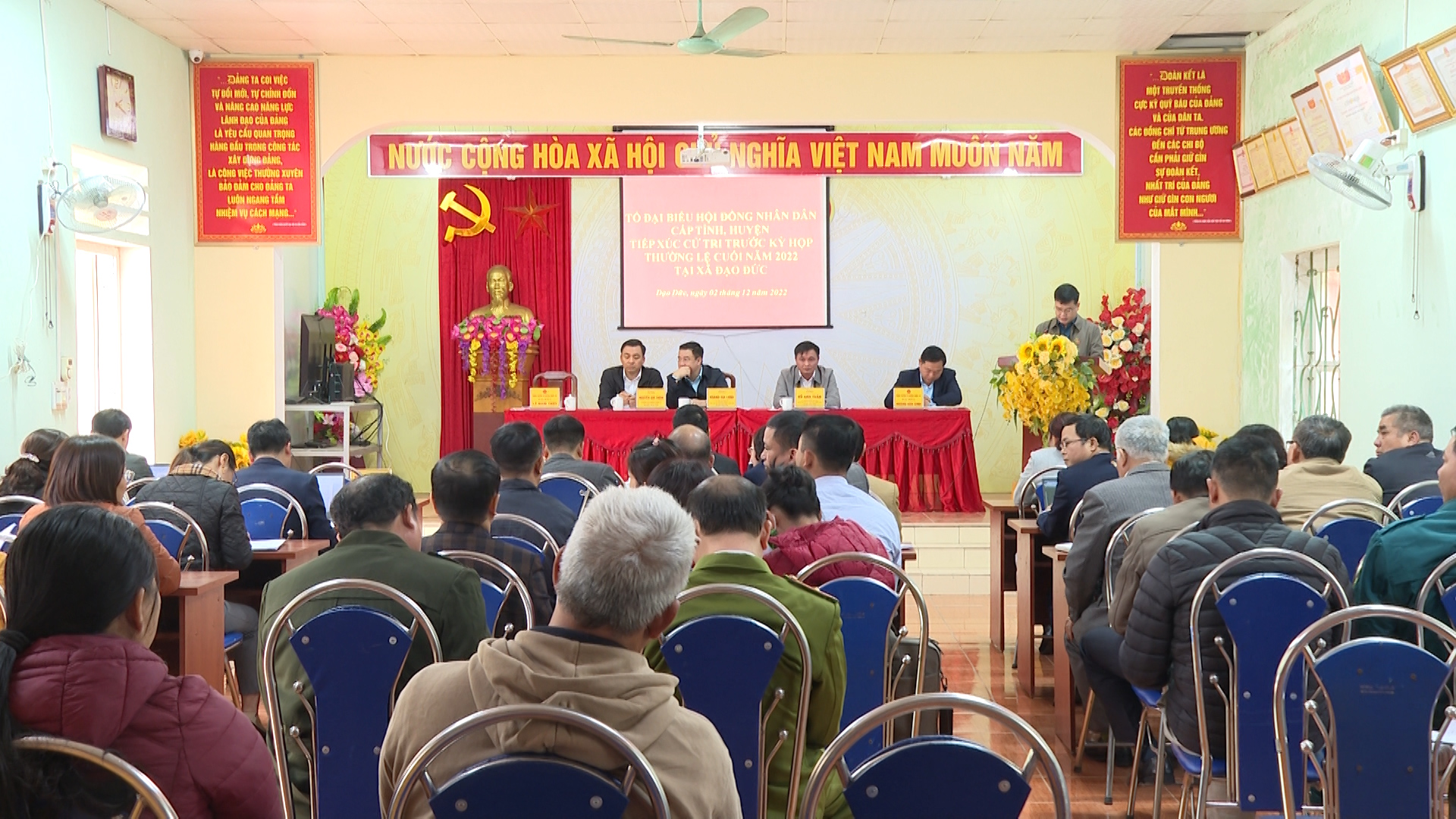 Tổ Đại biểu HĐND tỉnh và huyện tiếp xúc cử tri tại xã Đạo Đức, huyện Vị Xuyên