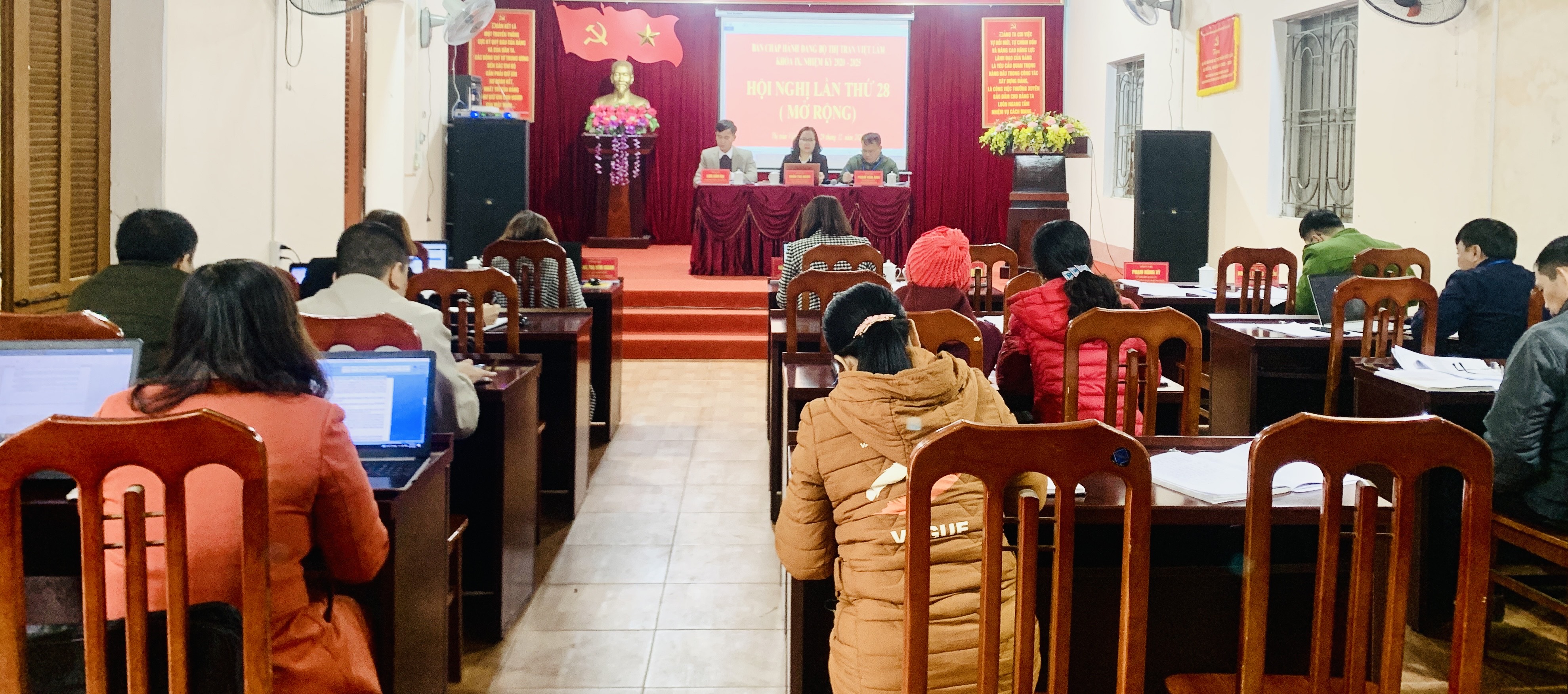 Hội nghị BCH Đảng bộ thị trấn Việt Lâm lần thứ 28, khóa IX, nhiệm kỳ 2020 - 2025