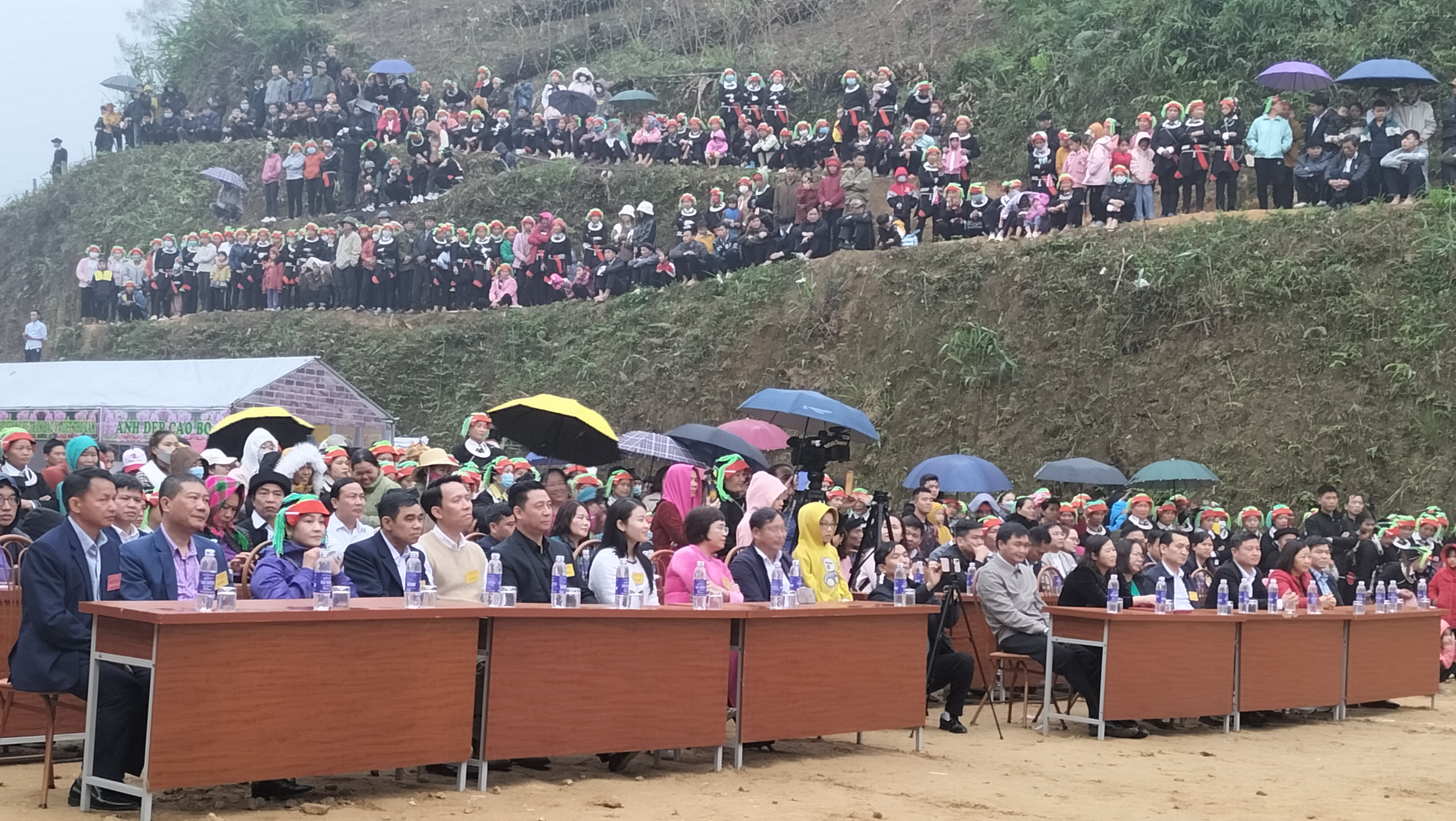 Xã Cao Bồ tổ chức Lễ hội hoa Đỗ Quyên