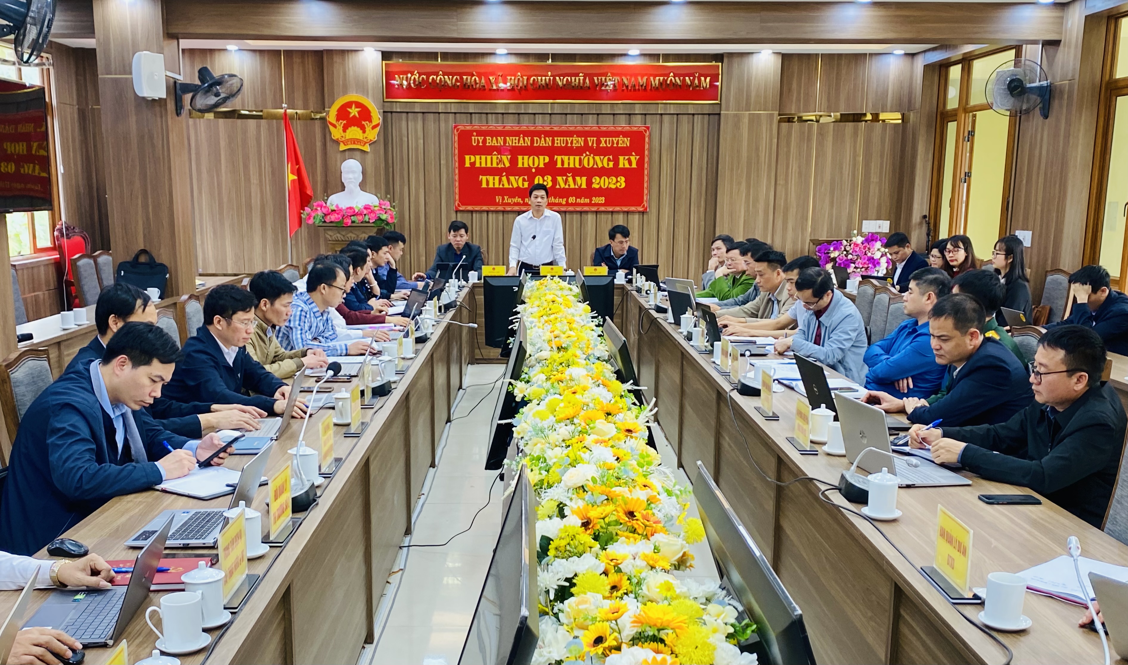 Phiên họp UBND huyện Vị Xuyên thường kỳ tháng 3/2023