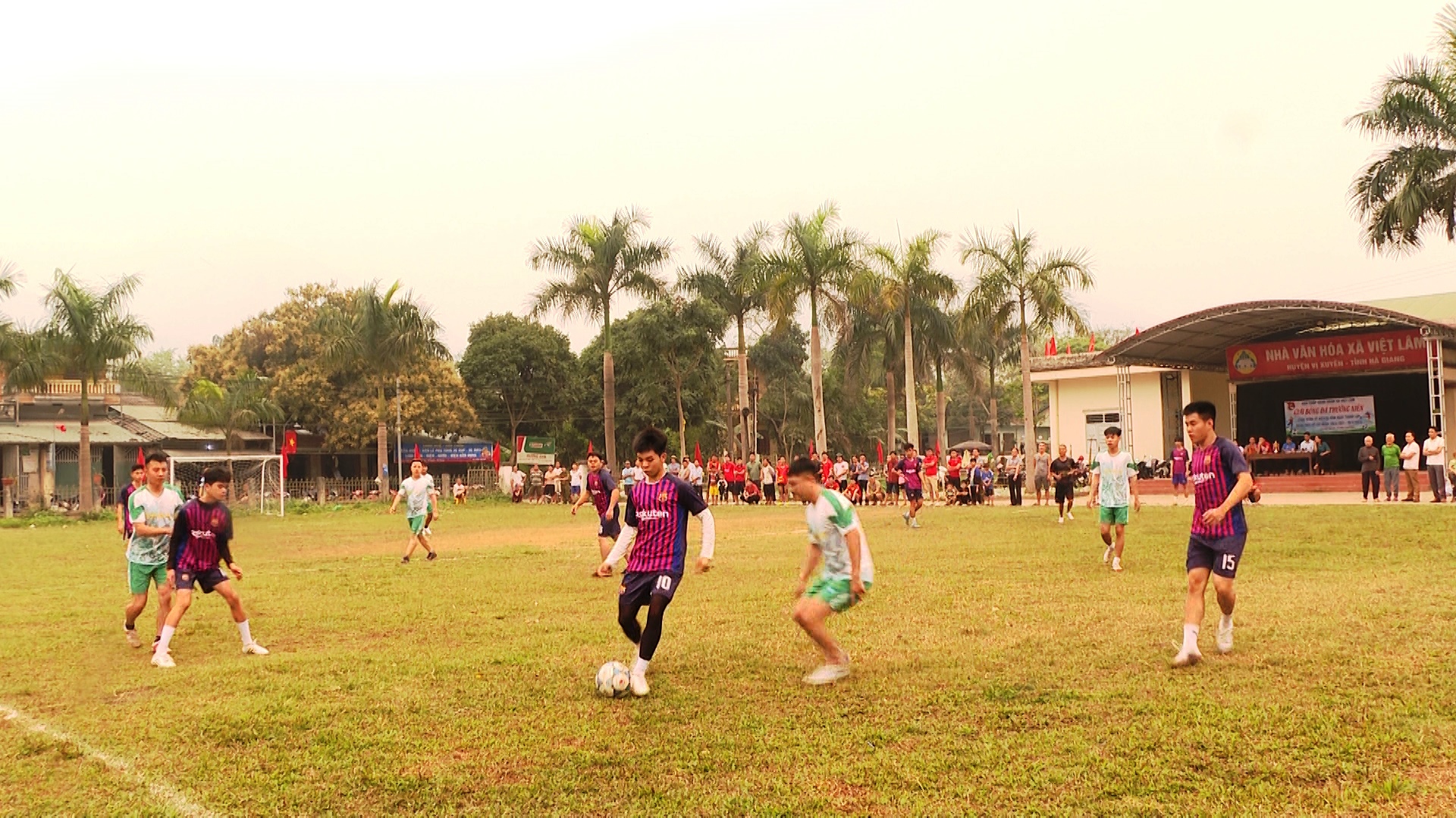 Giải bóng đá thường niên xã Việt Lâm