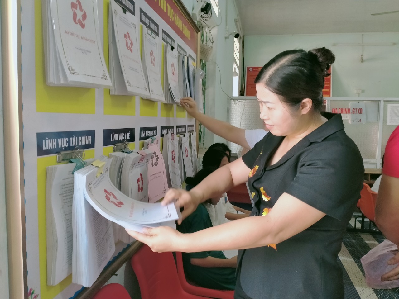 Kiểm tra công tác cải cách hành chính tại xã Thuận Hòa